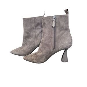 Cole Hann Grand Ambition York Bootie Boot in Gray Grey Suede 3.5" heel Size 8